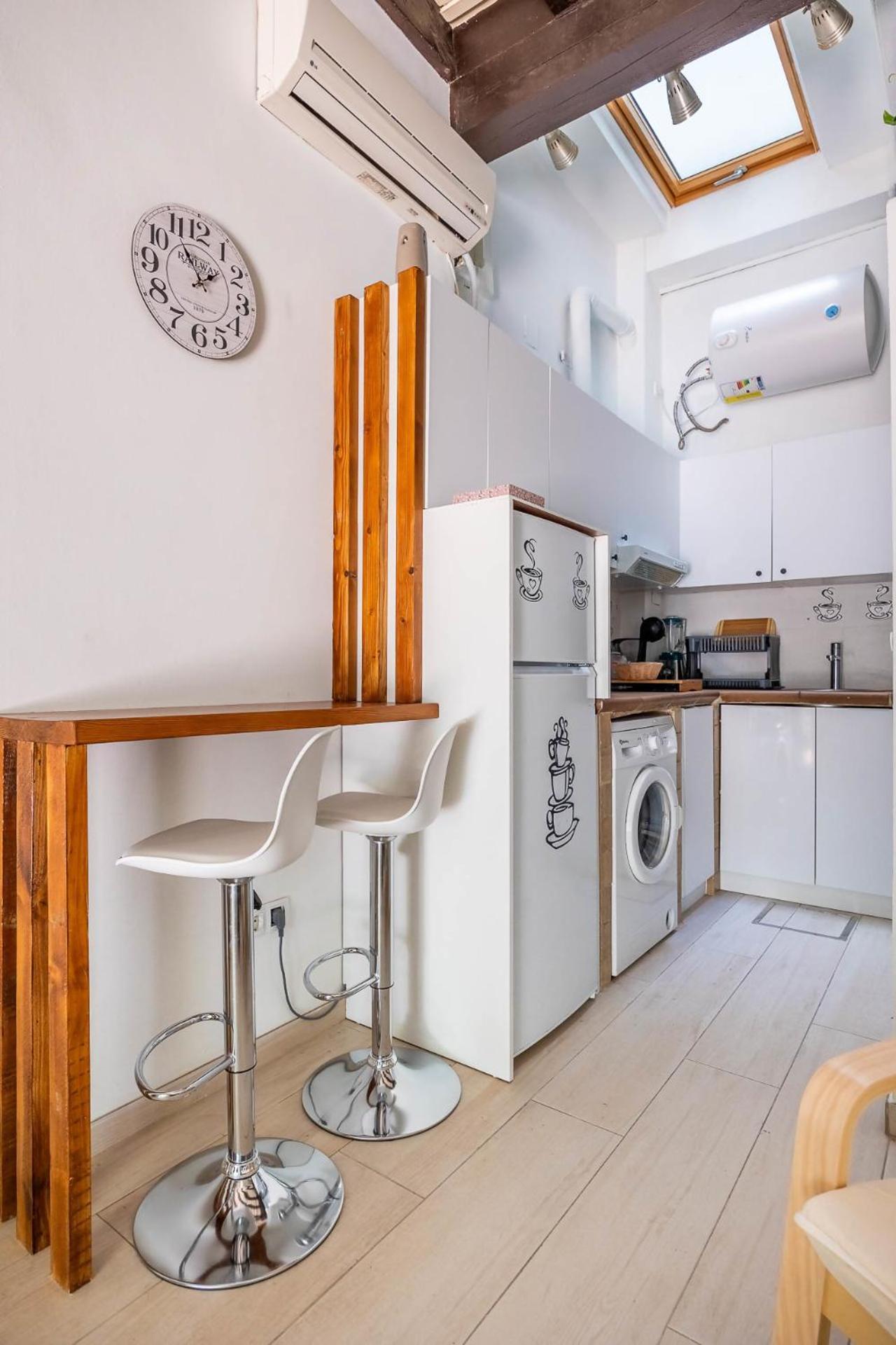 Comfy Away - Estudio En Patio De Vecinos En Las Setas Sevilha Exterior foto